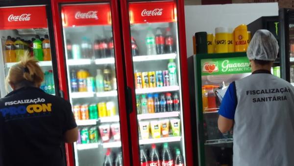 Vigilância Sanitária e Procon atuam em conjunto na fiscalização de comércios de Dianópolis