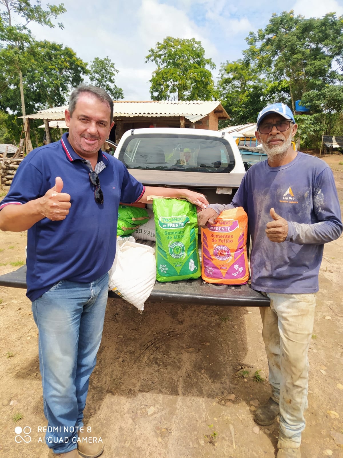 Prefeitura de Dianópolis realiza entrega de sementes de arroz, feijão e milho aos pequenos produtores da cidade