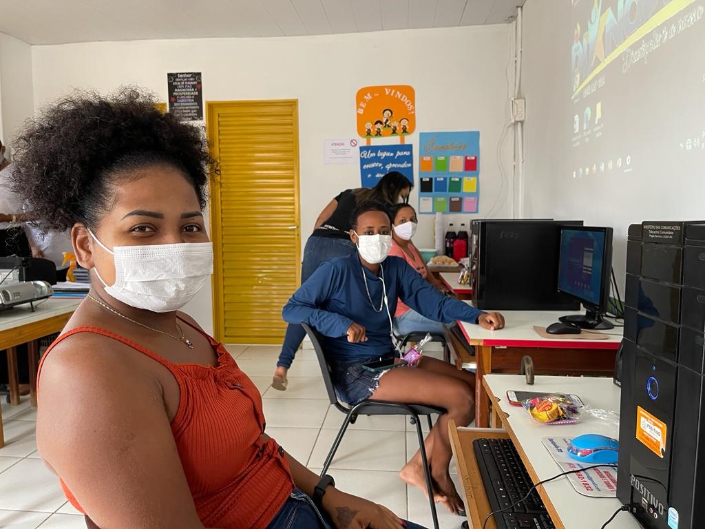 Secretaria de Esportes e Juventude realiza abertura de aula inaugural, em 2022, no telecentro comunitário do setor Santa Luzia