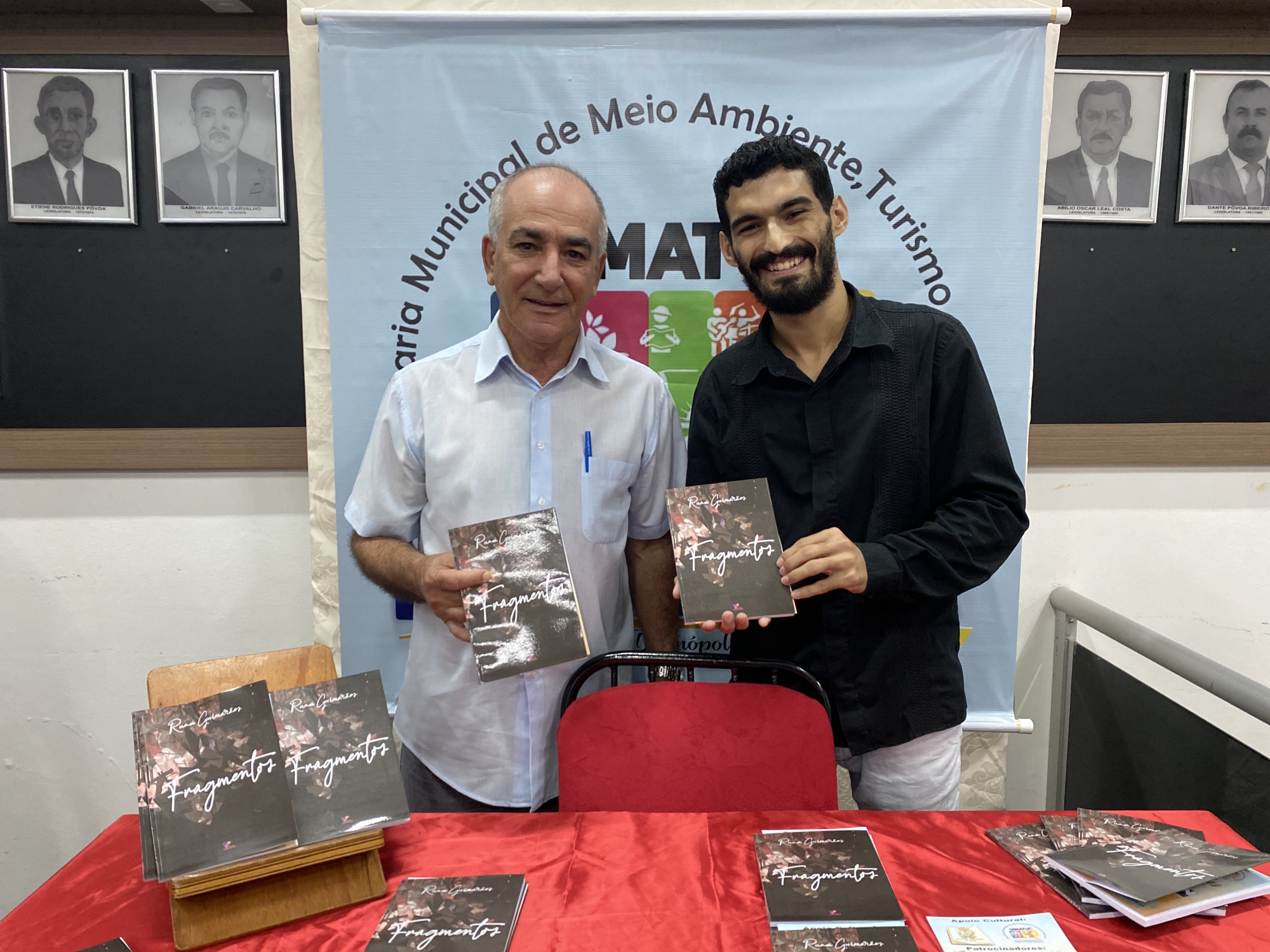 Prefeitura de Dianópolis por meio da Sematuc, realiza o 7º lançamento de livro na Gestão; “Fragmentos” é o título da vez 