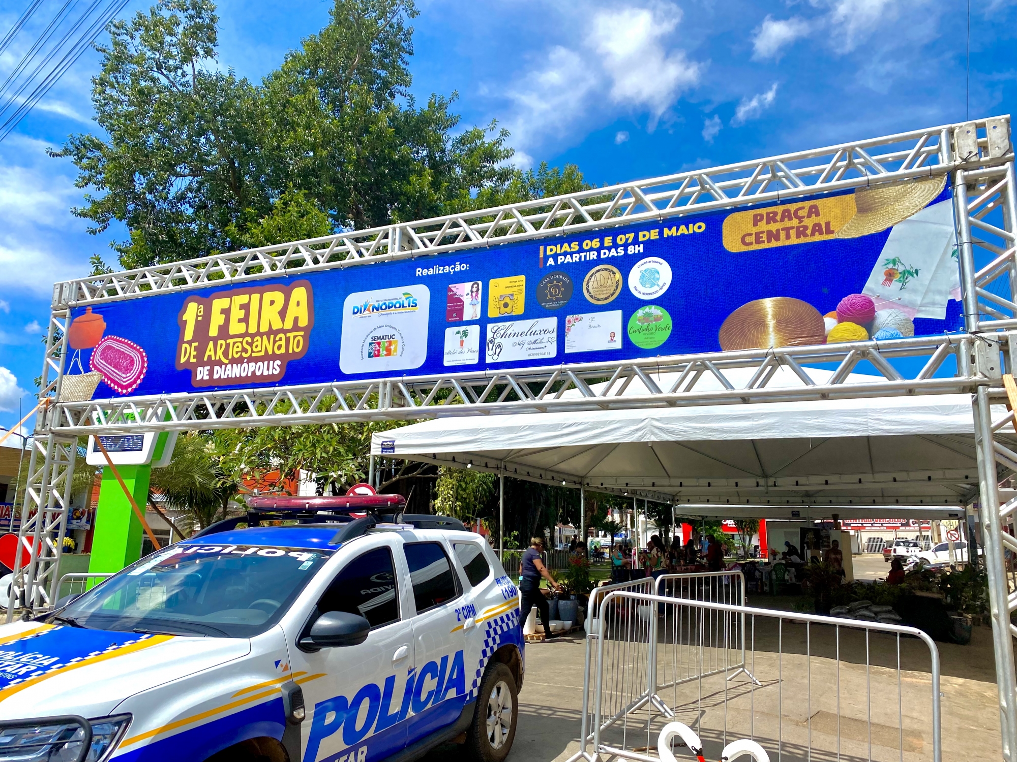 Prefeitura de Dianópolis realiza Feira de Artesanato com produção local