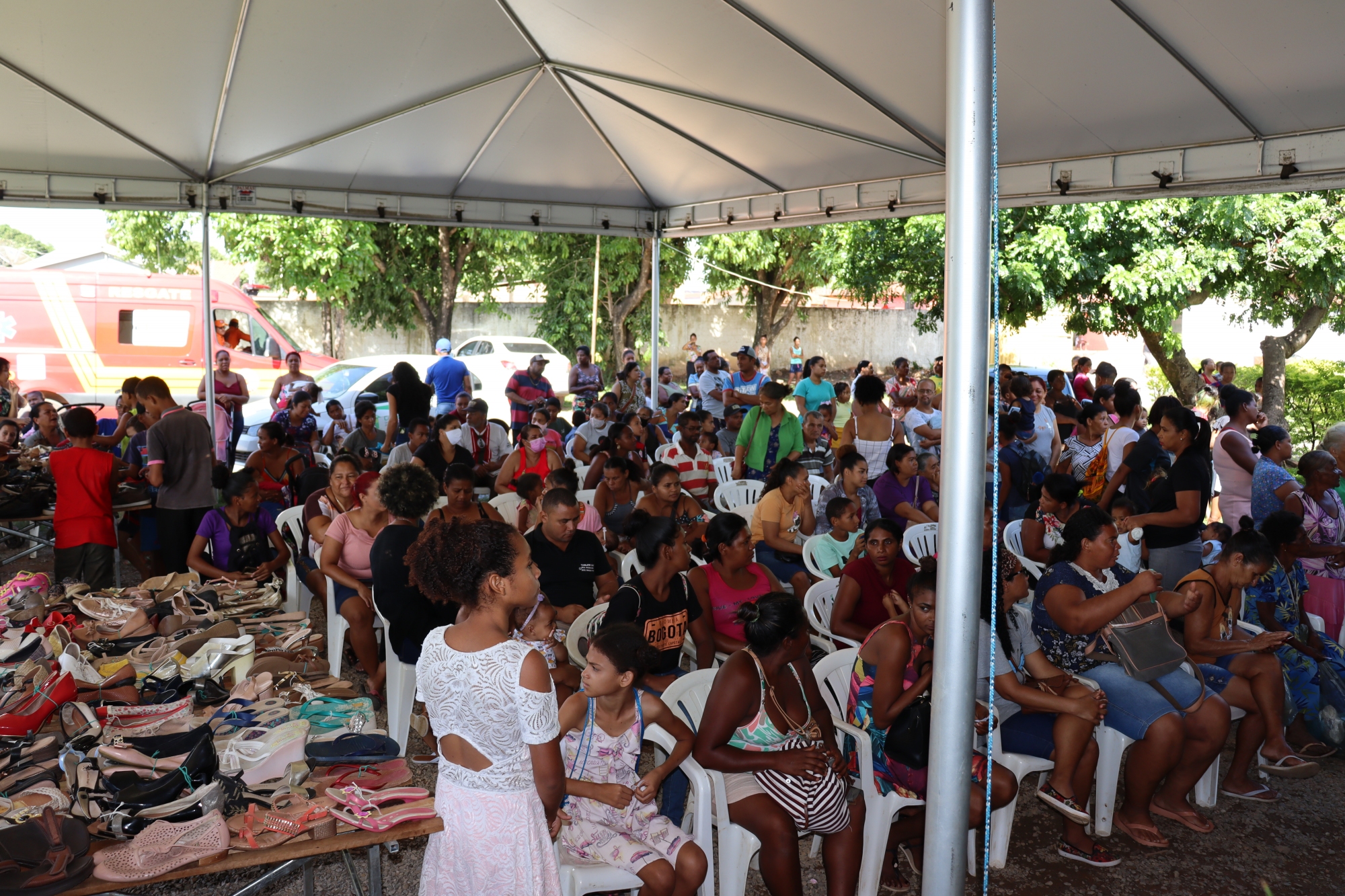 Prefeitura de Dianópolis realiza ‘Dia D’ da II Campanha do Natal Solidário; mais de 400 pessoas são beneficiadas 
