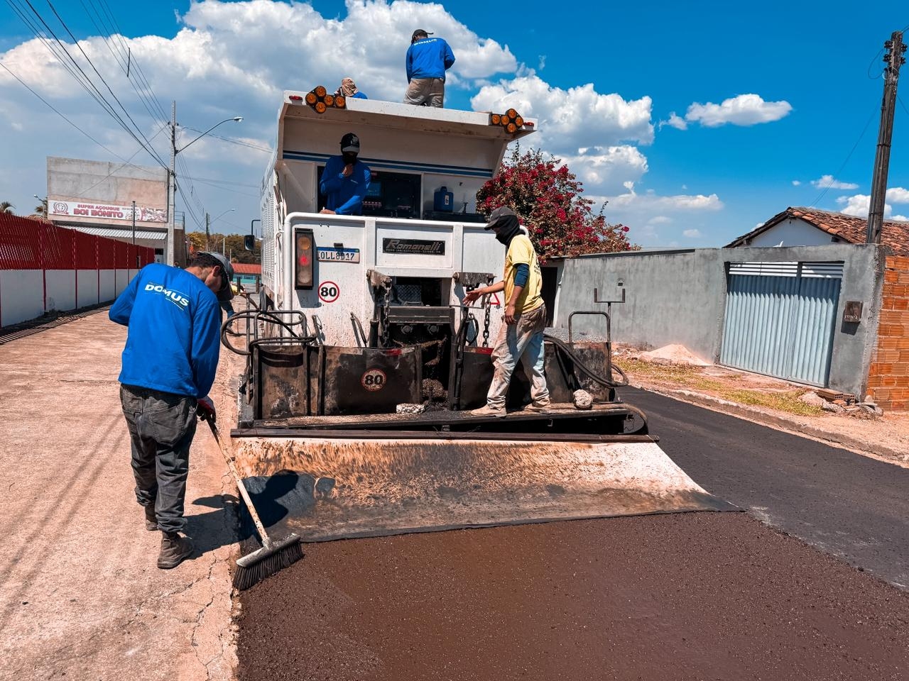 Prefeitura de Dianópolis intensifica recuperação asfáltica e beneficia quase 40 vias